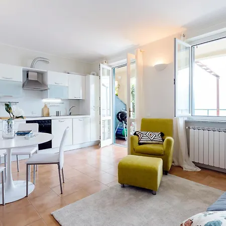 The - Meravigliosa Terrazza Sul Lago! *