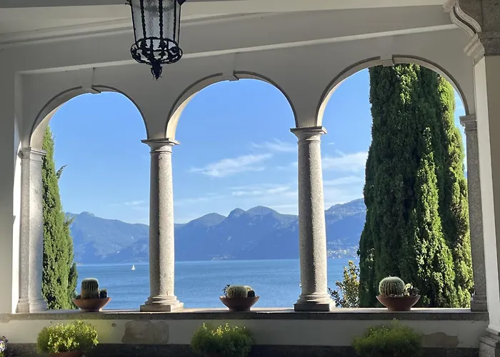 The - Meravigliosa Terrazza Sul Lago! Apartamento Fiumelatte